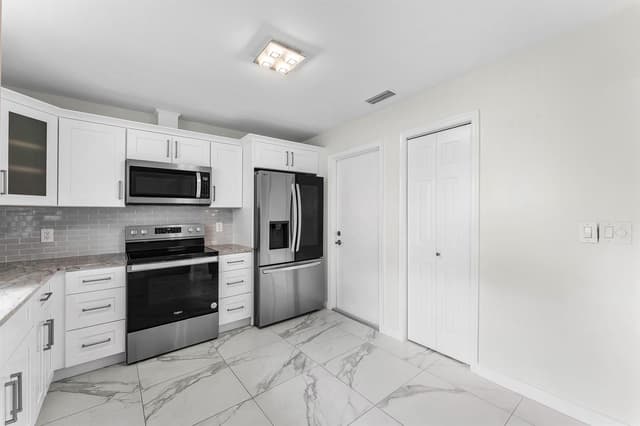 4670 Laurel Tree Road # A, Boynton Beach FL 33436 - Boynton Beach, FL - Photo 6