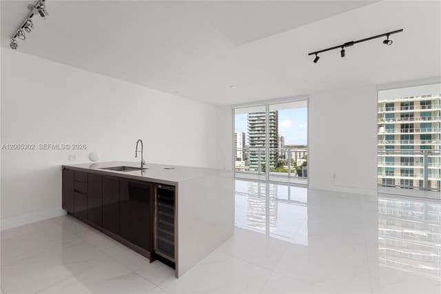 1080 Brickell Ave # 1409, Miami FL 33131 - Miami, FL - Photo 7