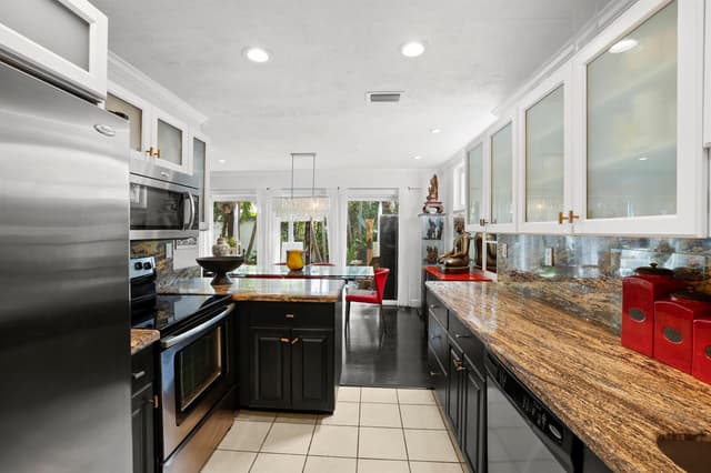 7 Middlesex Drive, Wilton Manors FL 33305 - Wilton Manors, FL - Photo 2
