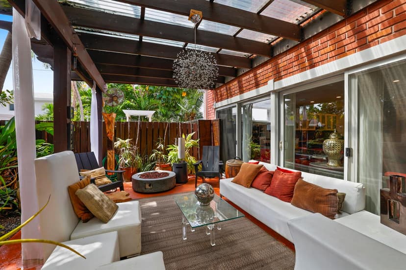 7 Middlesex Drive, Wilton Manors FL 33305