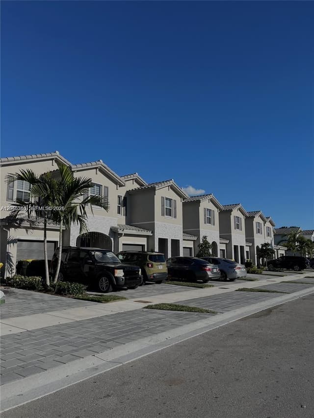 1211 SE 27th Ter, Homestead FL 33035 - Homestead, FL - Photo 2