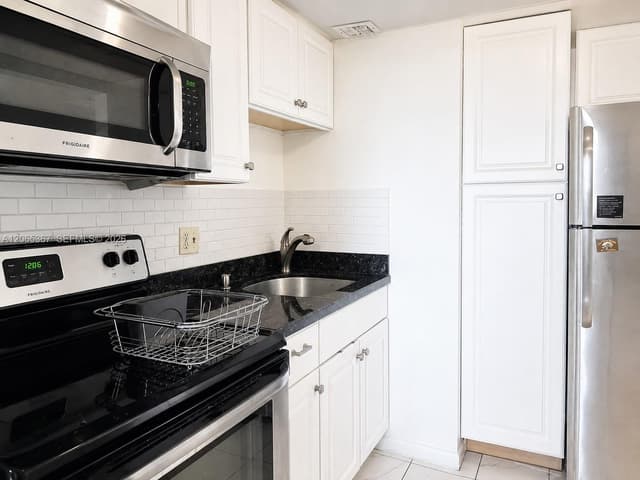 2841 NE 163rd St # 608, North Miami Beach FL 33160 - North Miami Beach, FL - Photo 7