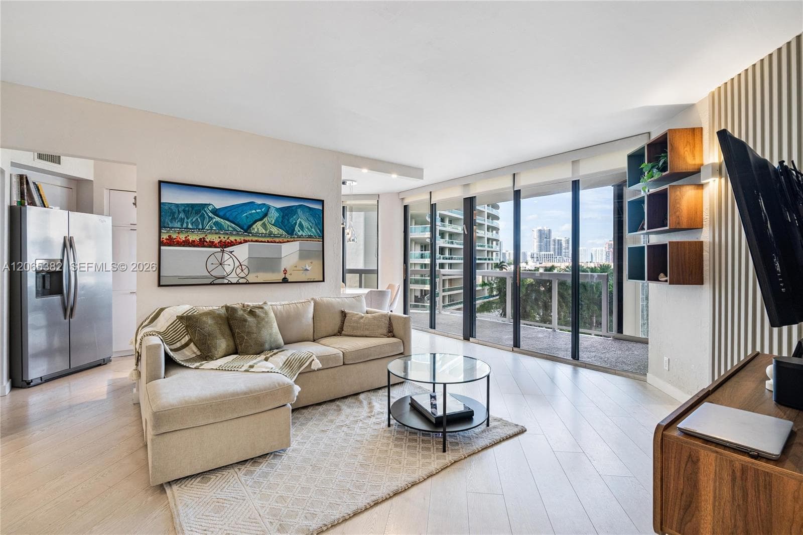 20185 E Country Club Dr # 604, Aventura FL 33180 - Aventura, FL - Photo 1
