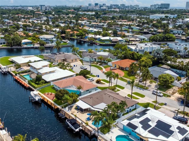 491 SE 10th Ave, Pompano Beach FL 33060 - Pompano Beach, FL - Photo 2