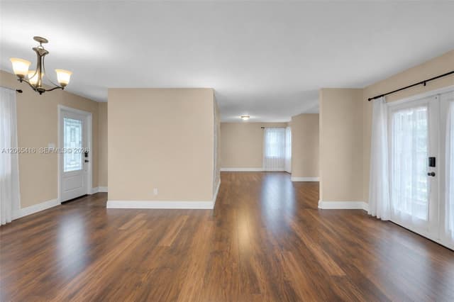 20301 SW 105th Ave, Cutler Bay FL 33189 - Cutler Bay, FL - Photo 7