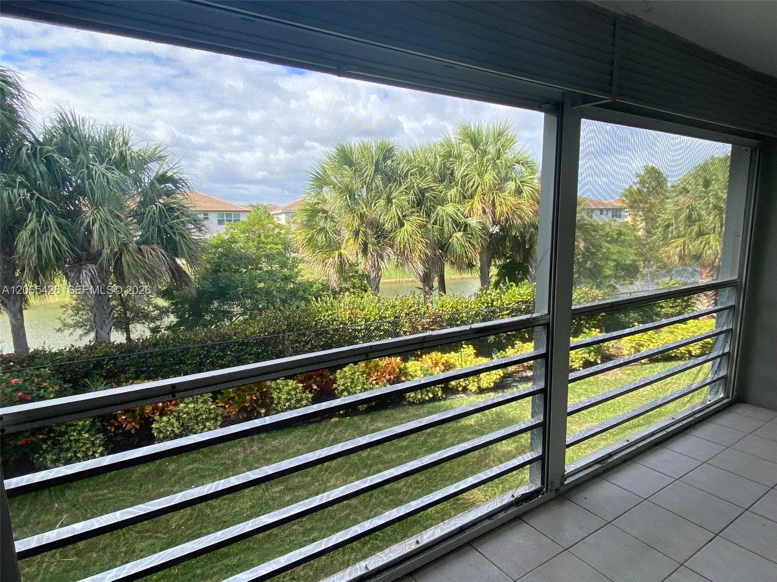 4291 NW 9th Ave # 202, Deerfield Beach FL 33064 - Deerfield Beach, FL - Photo 1