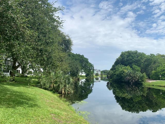1040 NEWPORT H # 1040, Deerfield Beach FL 33442 - Deerfield Beach, FL - Photo 2