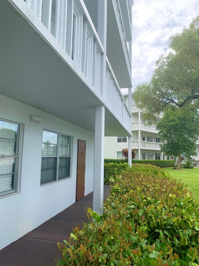 1040 NEWPORT H # 1040, Deerfield Beach FL 33442 - Deerfield Beach, FL - Photo 6
