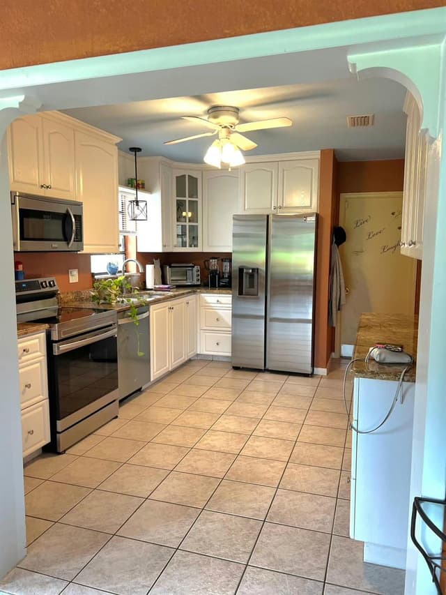 12244 COUNTRY GREENS Boulevard, Boynton Beach FL 33437 - Boynton Beach, FL - Photo 4
