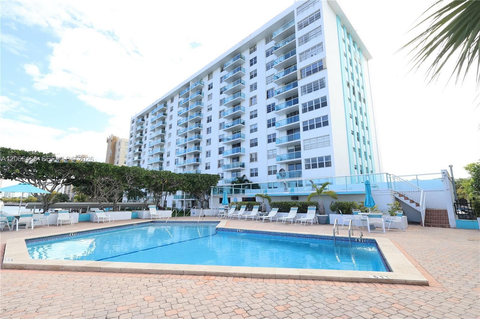 2841 NE 163rd St # 1002, North Miami Beach FL 33160 - North Miami Beach, FL - Photo 1