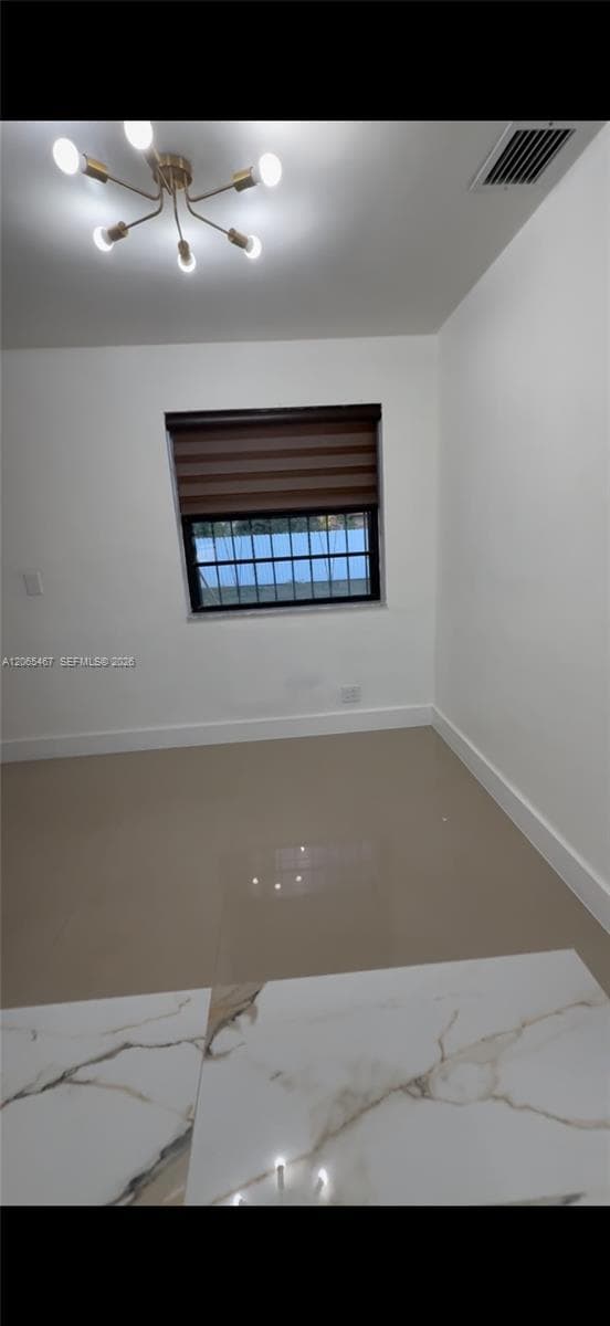 41 NE 195th St, Miami FL 33179