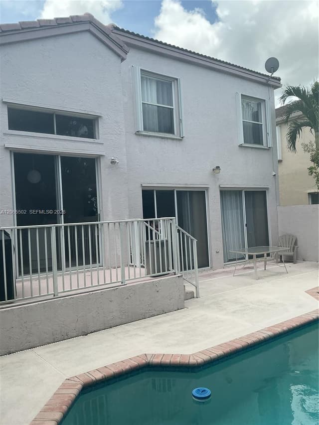 15857 NW 4th Court, Pembroke Pines FL 33028 - Pembroke Pines, FL - Photo 2