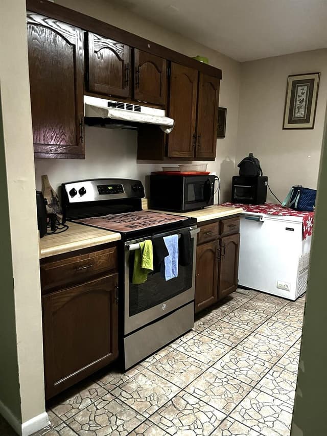 1965 SW 24TH Circle, Boynton Beach FL 33426 - Boynton Beach, FL - Photo 4