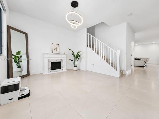 15749 SW 136th Ter, Miami FL 33196 - Miami, FL - Photo 6