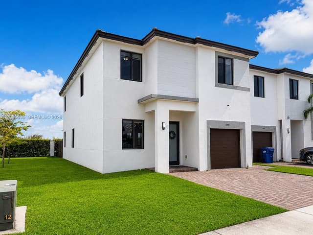 15749 SW 136th Ter, Miami FL 33196 - Miami, FL - Photo 3
