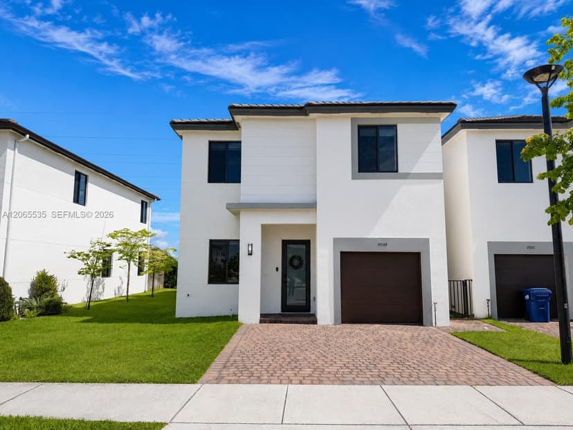 15749 SW 136th Ter, Miami FL 33196