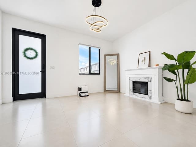 15749 SW 136th Ter, Miami FL 33196 - Miami, FL - Photo 5