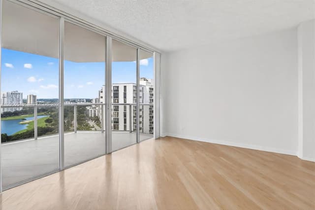 20281 E Country Club Dr # 1801, Aventura FL 33180 - Aventura, FL - Photo 3