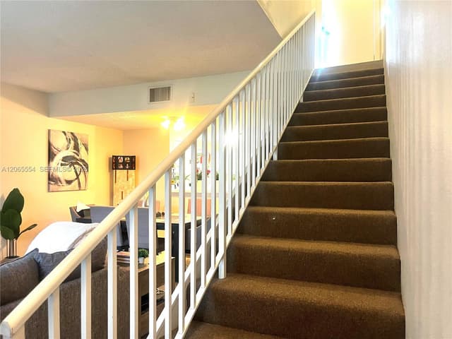 1210 Sorrento Dr, Weston FL 33326 - Weston, FL - Photo 3
