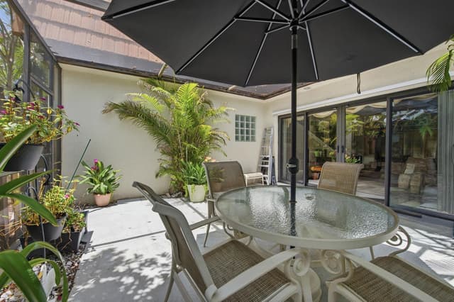 126 WEYBRIDGE Circle # B, Royal Palm Beach FL 33411 - Royal Palm Beach, FL - Photo 7
