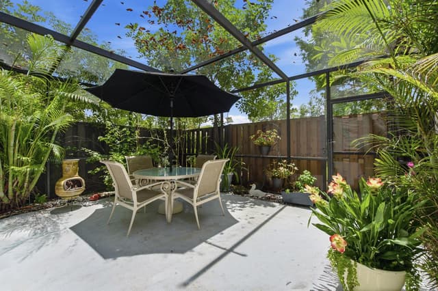 126 WEYBRIDGE Circle # B, Royal Palm Beach FL 33411 - Royal Palm Beach, FL - Photo 5