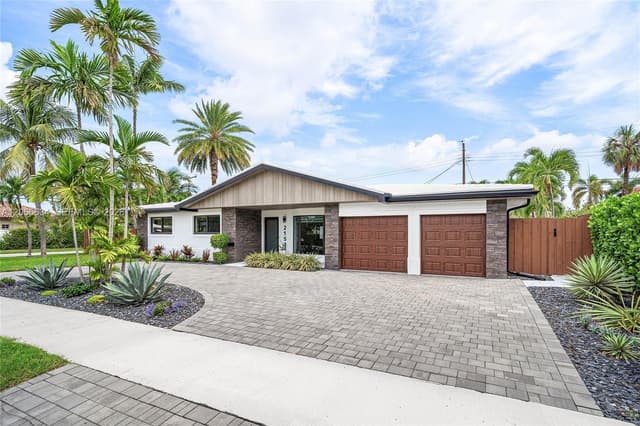 2153 Imperial Point Dr, Fort Lauderdale FL 33308 - Fort Lauderdale, FL - Photo 5