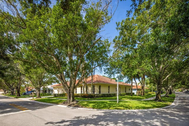 18951 Painted Leaf Court, Jupiter FL 33458 - Jupiter, FL - Photo 5