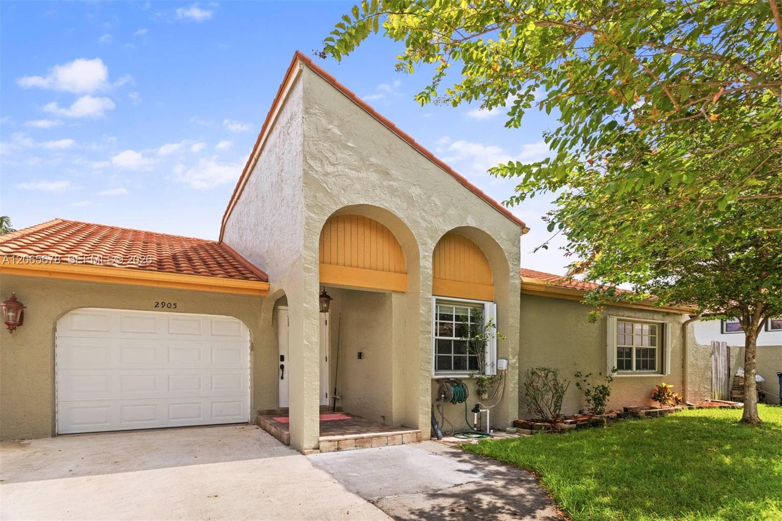 2905 Albatross Dr, Cooper City FL 33026