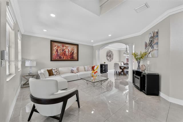 1051 SW 144th Pl, Miami FL 33184 - Miami, FL - Photo 4