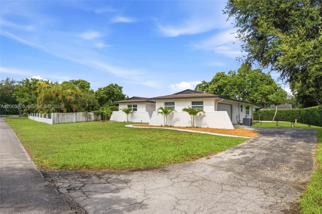 10830 SW 79th Ave, Miami FL 33156 - Miami, FL - Photo 4