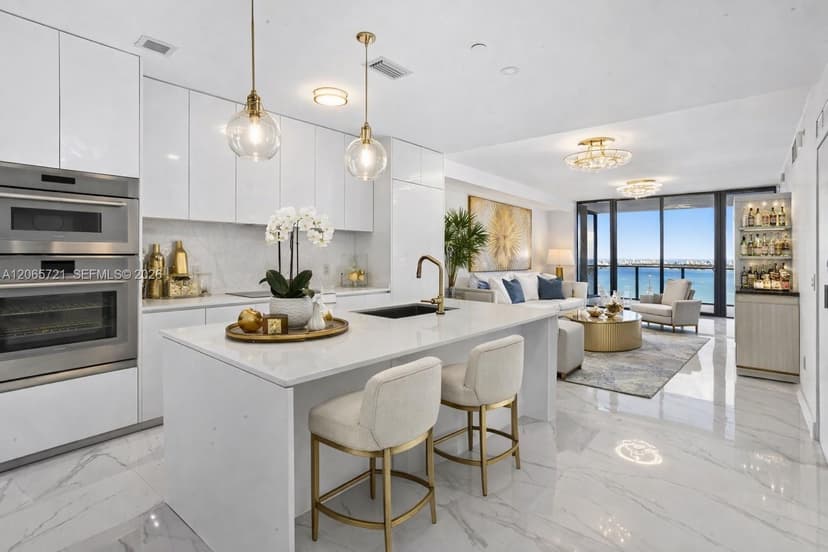 700 NE 24th St # 3502, Miami FL 33137
