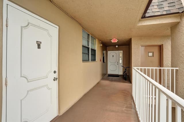 9460 TANGERINE Place # 408, Davie FL 33324 - Davie, FL - Photo 2