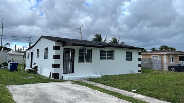 17611 NW 32nd Ct, Miami Gardens FL 33056 - Miami Gardens, FL - Photo 2