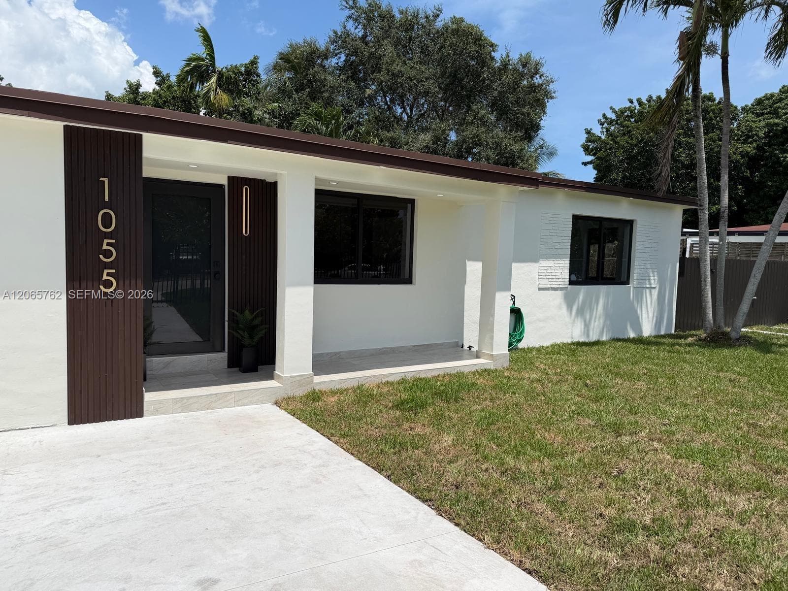 1055 NW 143rd St, Miami FL 33168