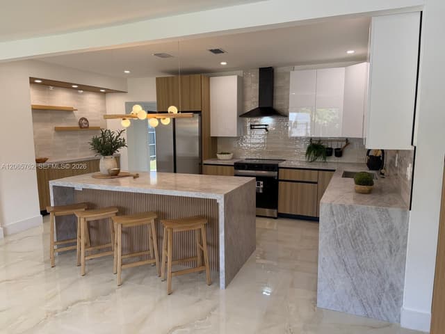 1055 NW 143rd St, Miami FL 33168 - Miami, FL - Photo 4