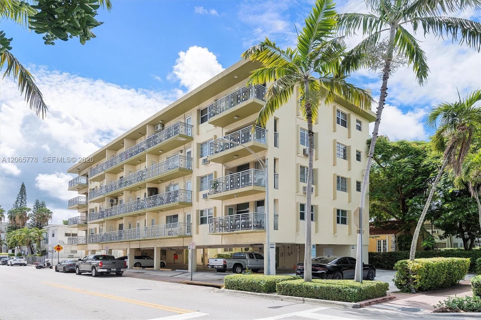 851 Meridian Ave # 24, Miami Beach FL 33139 - Miami Beach, FL - Photo 1