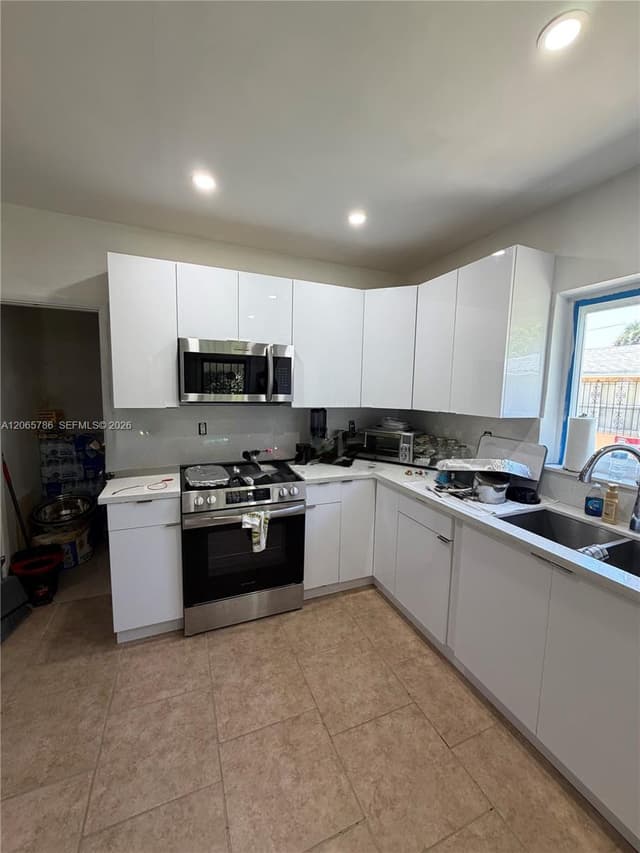 5525 NW 5th Ct, Miami FL 33127 - Miami, FL - Photo 4