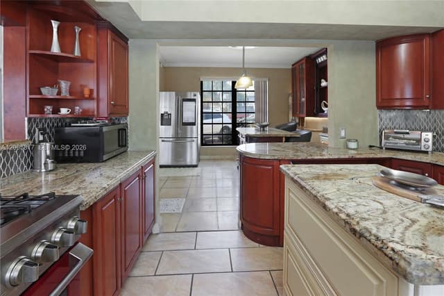 910 N 14th Ct, Hollywood FL 33020 - Hollywood, FL - Photo 7
