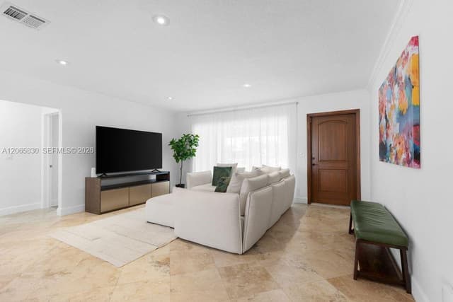 261 SE 4th St, Pompano Beach FL 33060 - Pompano Beach, FL - Photo 4