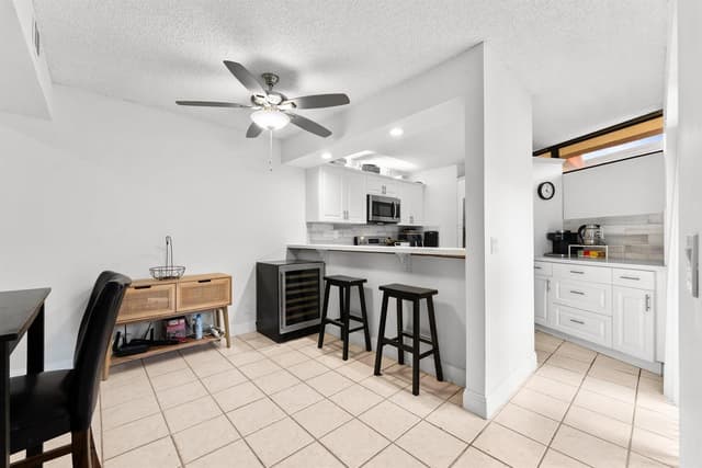 3874 VICTORIA Drive, West Palm Beach FL 33406 - West Palm Beach, FL - Photo 6