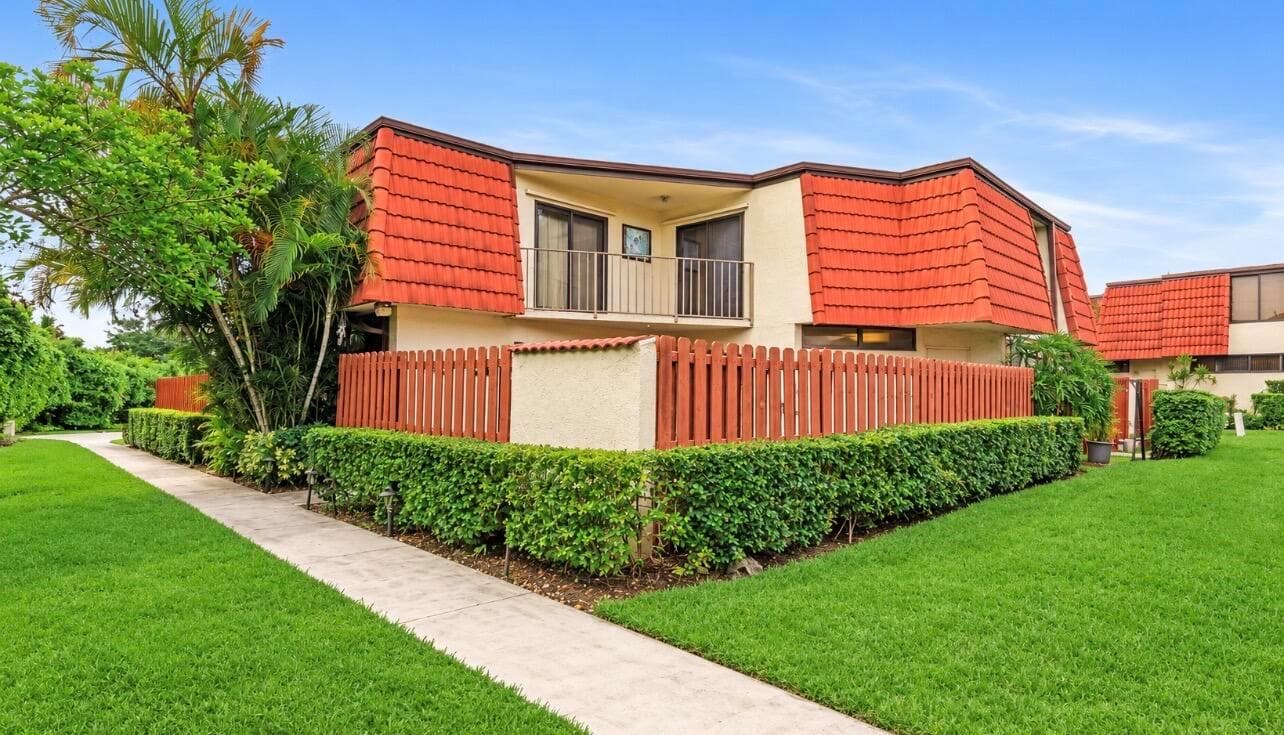 3874 VICTORIA Drive, West Palm Beach FL 33406 - West Palm Beach, FL - Photo 1