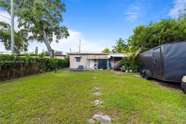 125 SE 2nd Ter, Hallandale Beach FL 33009 - Hallandale Beach, FL - Photo 3