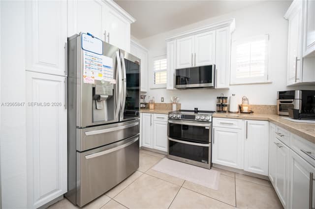 1046 NE 17th Ter, Homestead FL 33033 - Homestead, FL - Photo 6