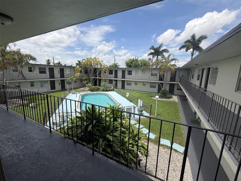3901 SW 112th Ave # 40, Miami FL 33165