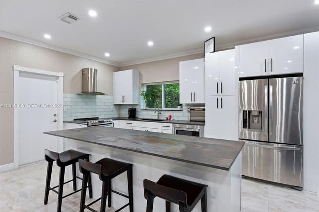 15717 SW 138th Ter, Miami FL 33196 - Miami, FL - Photo 4