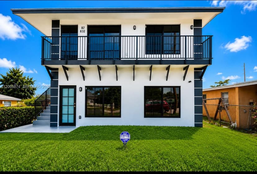 634 SW 7th St, Homestead FL 33030