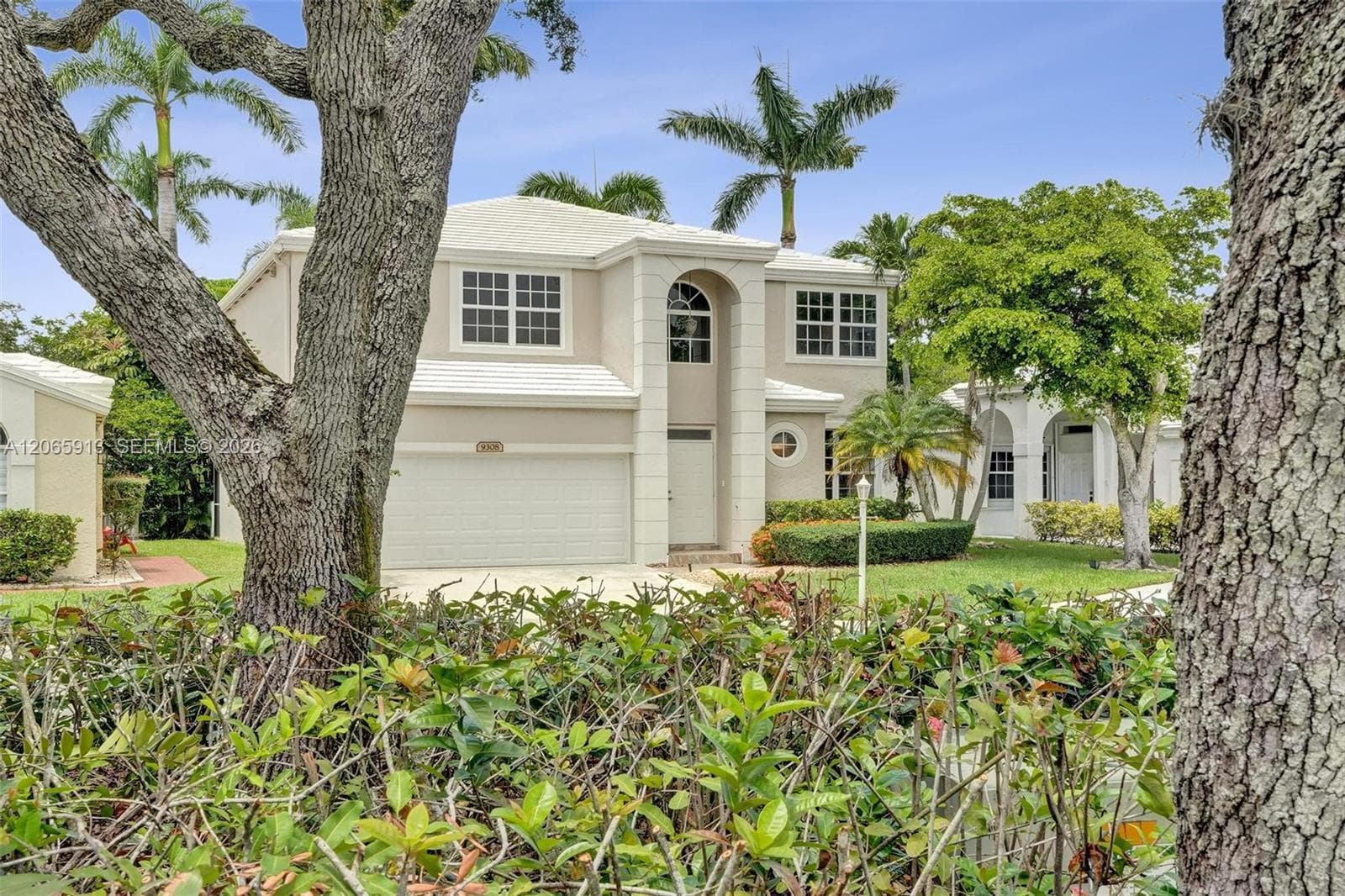 9308 NW 8th Cir, Plantation FL 33324 - Plantation, FL - Photo 1