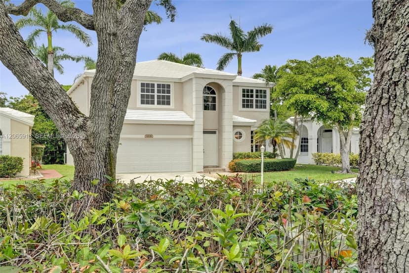 9308 NW 8th Cir, Plantation FL 33324