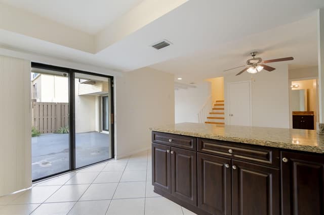 1530 Shaker Circle, Wellington FL 33414 - Wellington, FL - Photo 2