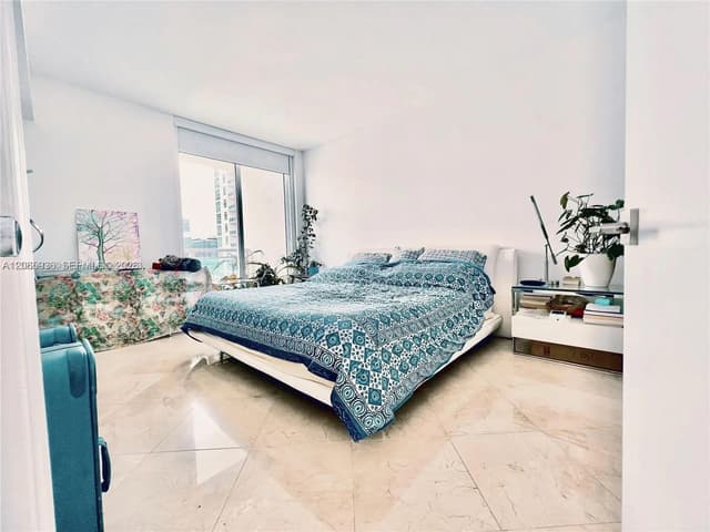 950 Brickell Bay Dr # 1807, Miami FL 33131 - Miami, FL - Photo 7
